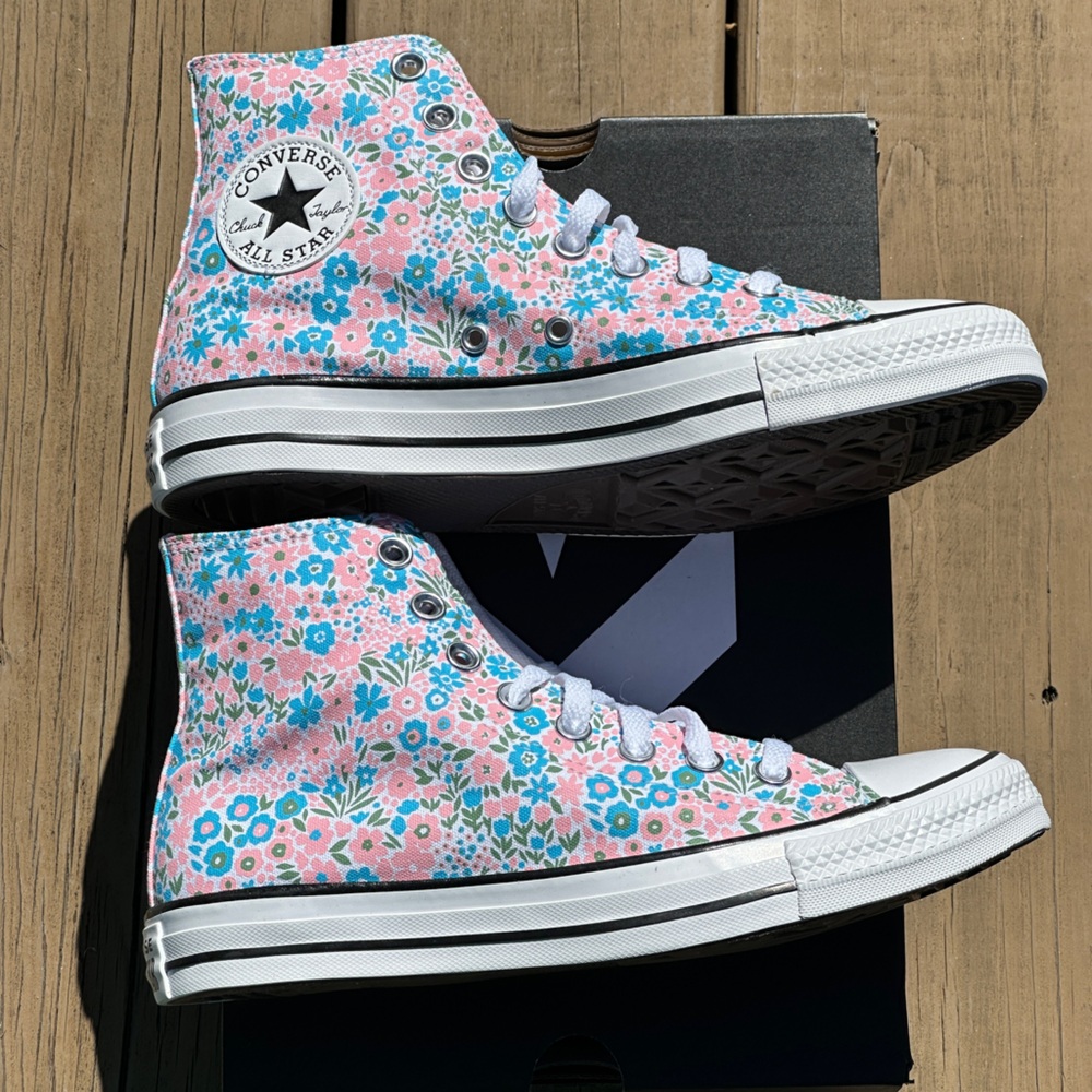 Converse All Star Flowers Hi Canvas Casual Sneaker Womens 7.5 | 8.5 | 9 NEW - Picture 6 of 11